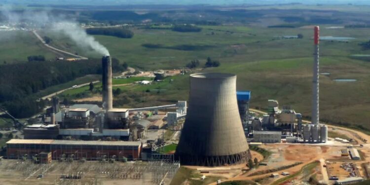 Estudo global vê contradição em política para carvão mineral no Brasil