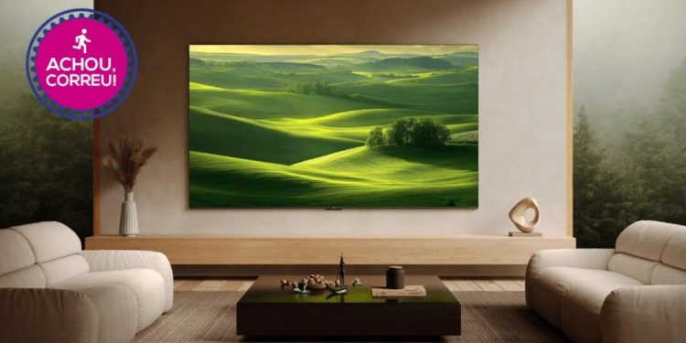Smart TV TCL QD-Mini LED 65” atinge 36% OFF no AliExpress em até 12x sem juros